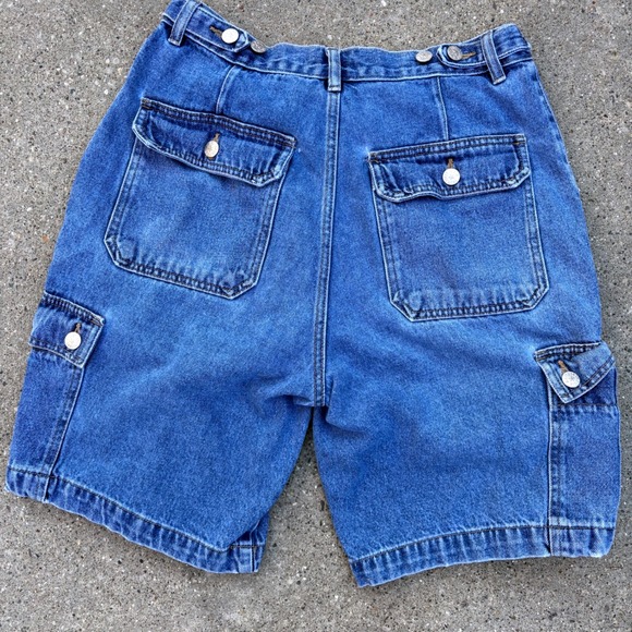 B.U.M. Equipment Vintage Denim Cargo Shorts 32W Blue Pockets Casual - Picture 1 of 5